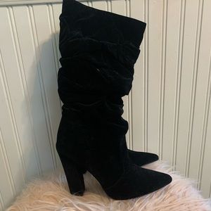 Size 7.5 heel boots